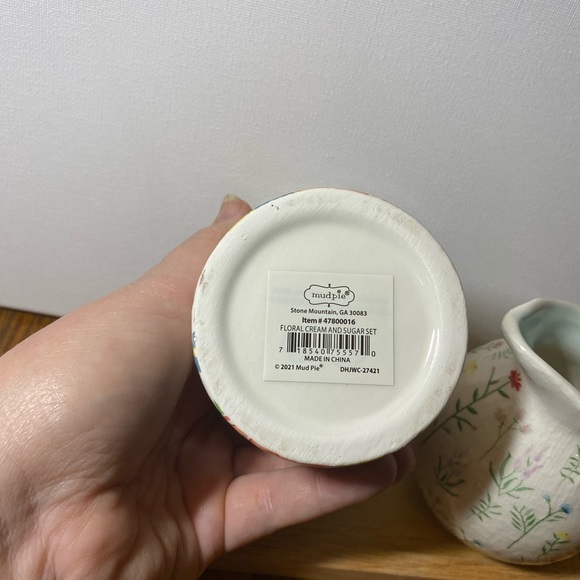 Mud Pie Floral Ceramic Sugar and Creamer set on Wood Tray NWT 2021 - Picture 8 of 12